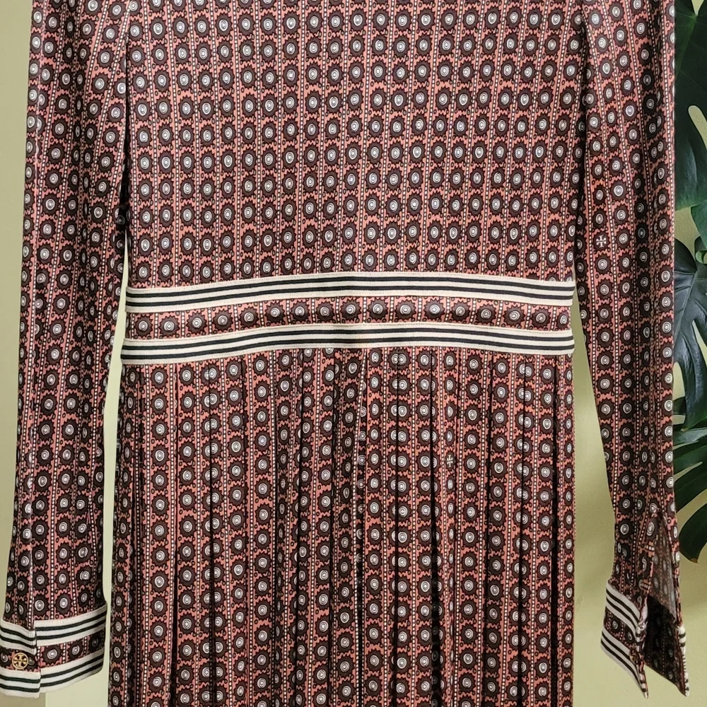 TORY BURCH Silk Blend Pleated Skirt  Sun Prints All Over Dress Size Small - Picture 14 of 16